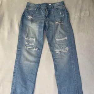 Low-Waist Boyfriend Jeans